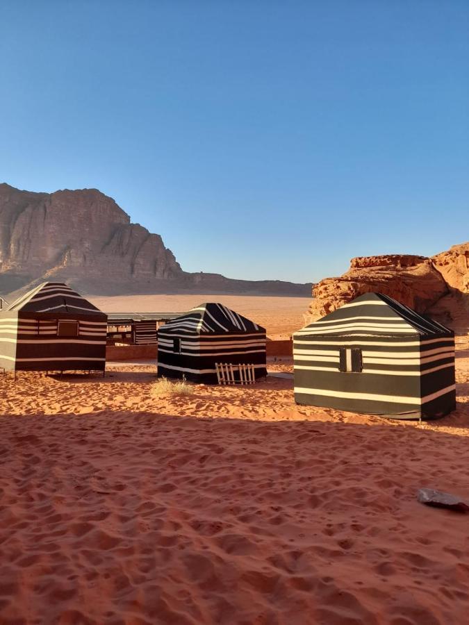 Desert Moon Camp Wadi Rum Eksteriør bilde