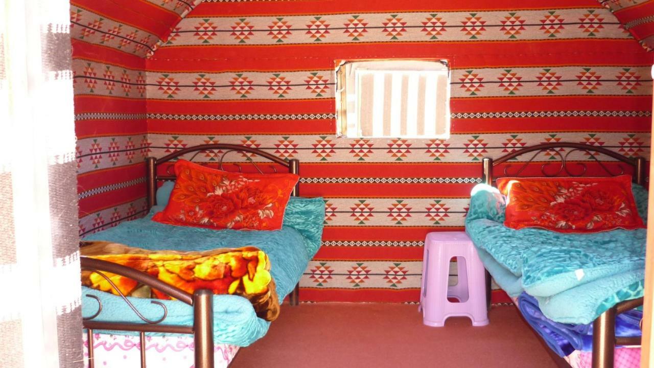 Desert Moon Camp Wadi Rum Eksteriør bilde